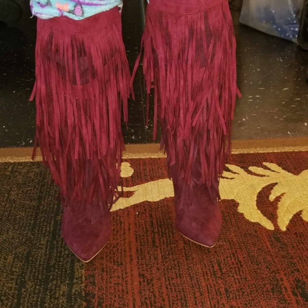 Ladies boots.